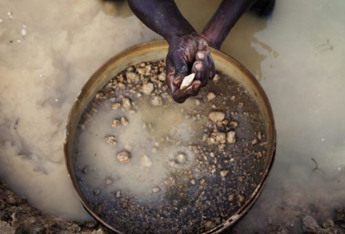 Sierra Leone’s “cheap gold” entices the gullible